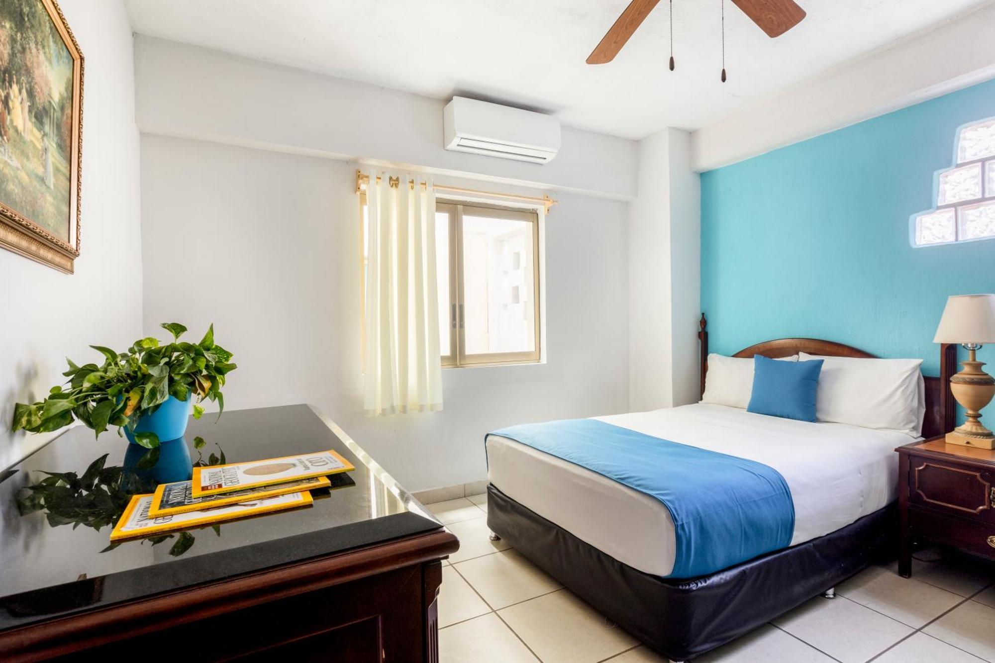 Hotel Pueblito Vallarta بويرتو فالارتا المظهر الخارجي الصورة