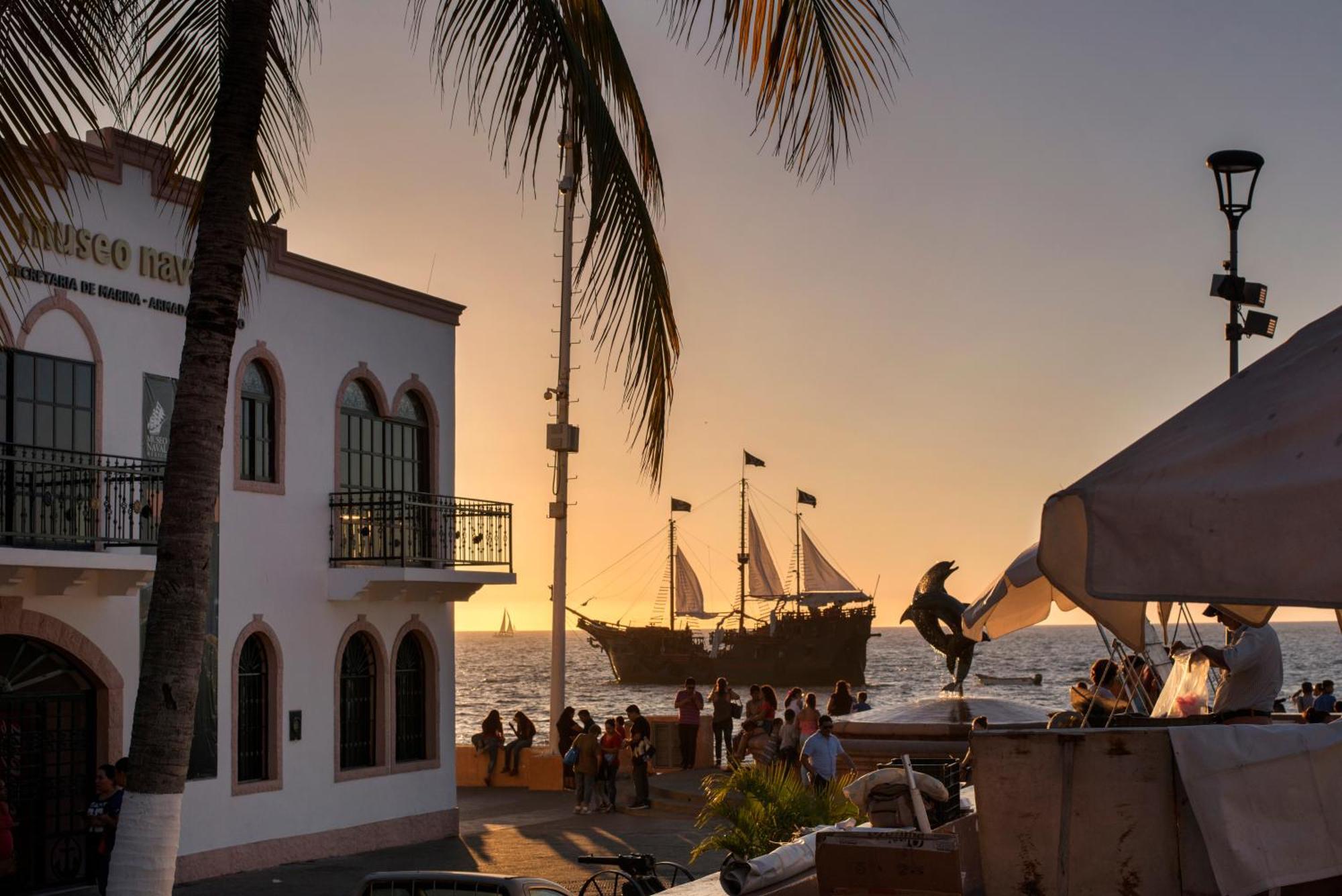 Hotel Pueblito Vallarta بويرتو فالارتا المظهر الخارجي الصورة